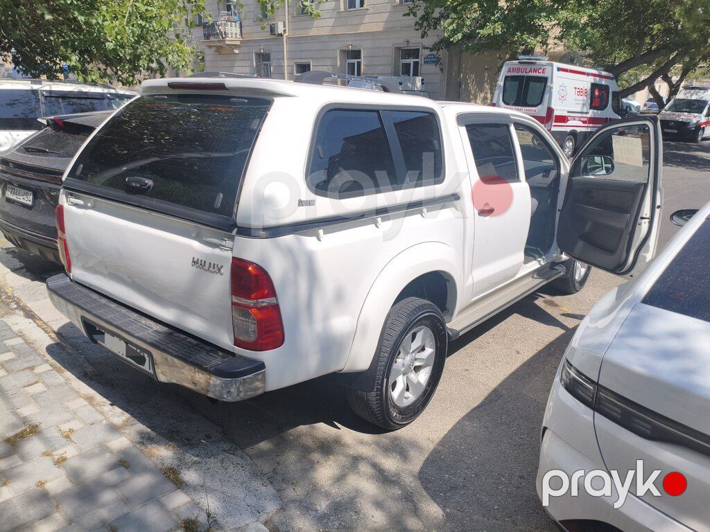 Toyota Hilux, 2.5 L, 2012 il, 400 000 km — Avtomobillər, Bakı (5)