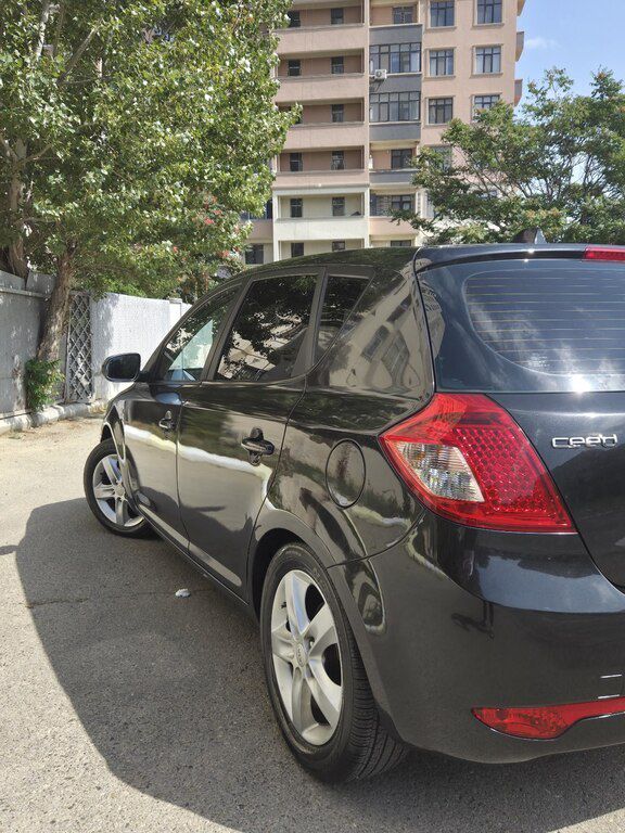 Kia Ceed, 1.4 L, 2009 il, 242 581 km — Avtomobillər, Bakı (11)