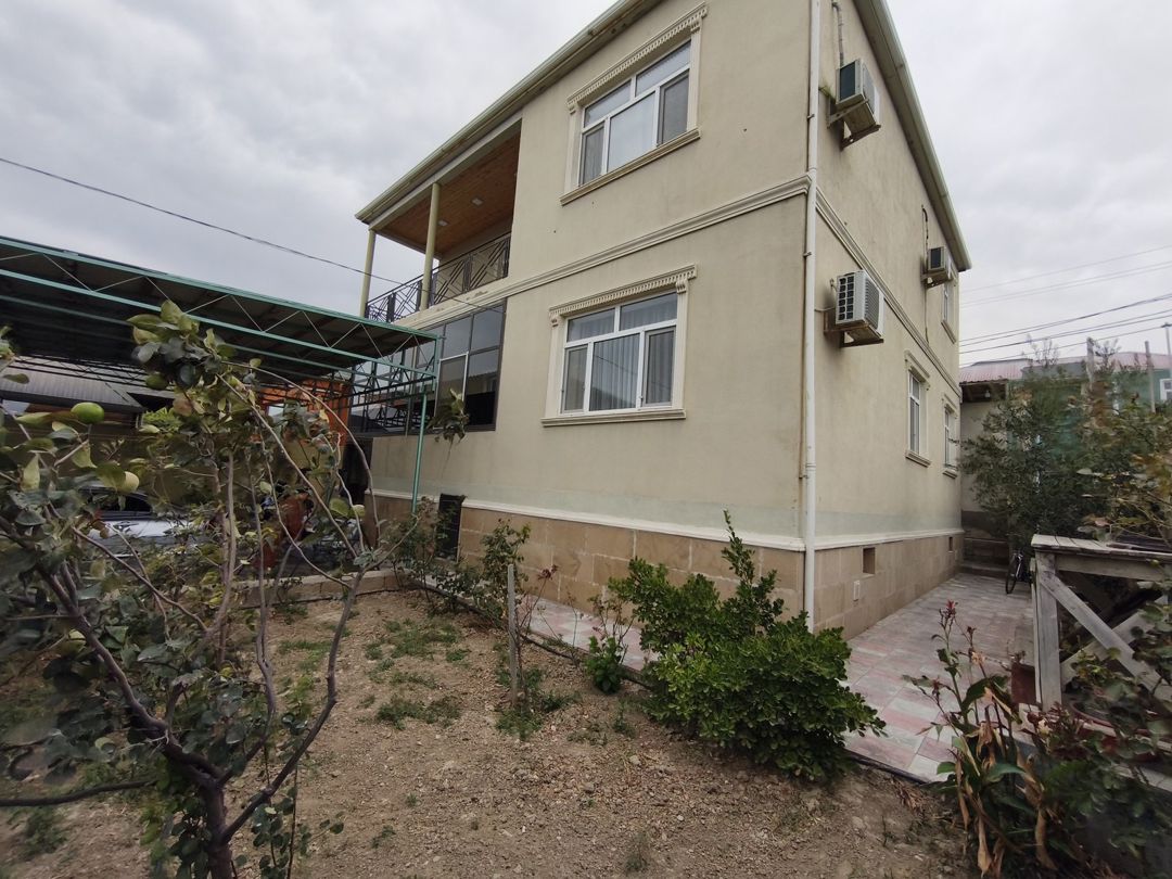 Satılır 6 otaqlı həyət evi/bağ evi 220 m² — Ev, villa, Bakı