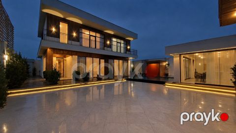 İcarəyə verilir 5 otaqlı həyət evi/bağ evi 350 m²
