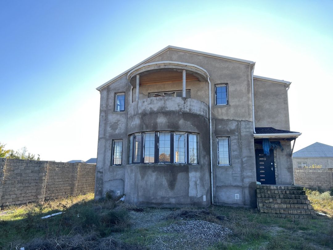 Satılır 4 otaqlı həyət evi/bağ evi 250 m² — Ev, villa, Bakı