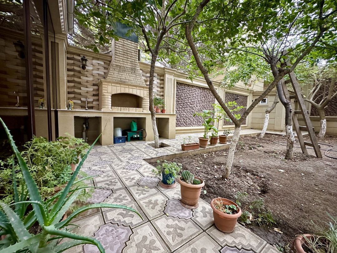 Satılır 5 otaqlı həyət evi/bağ evi 200 m² — Ev, villa, Bakı (11)