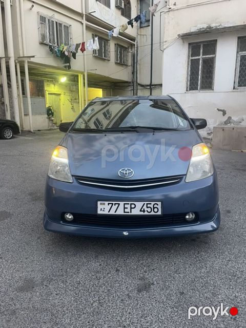 Toyota Prius: 1.5 l 2008 il Hetçbek — Bakı