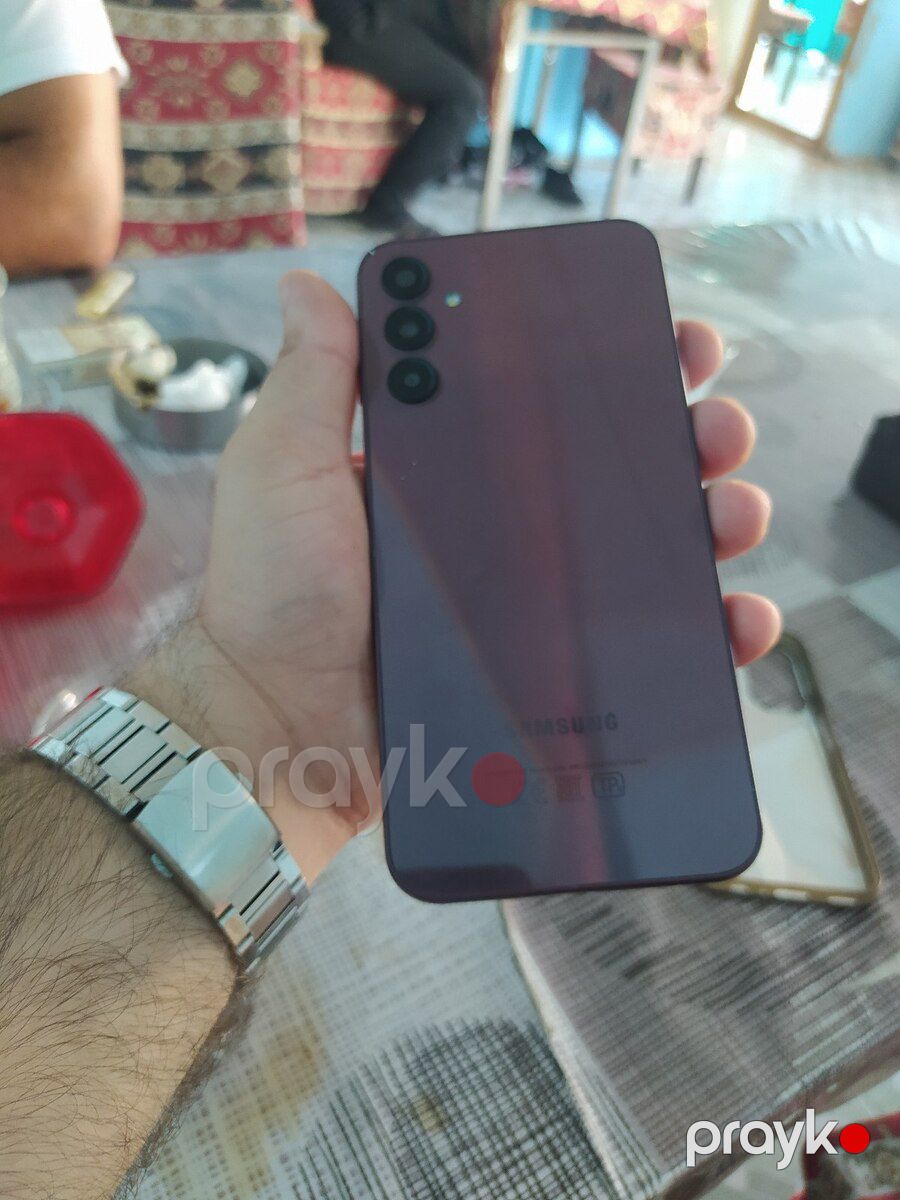 Samsung Galaxy A24 4G Dark Red 128GB/6GB — Samsung, Bakı (3)
