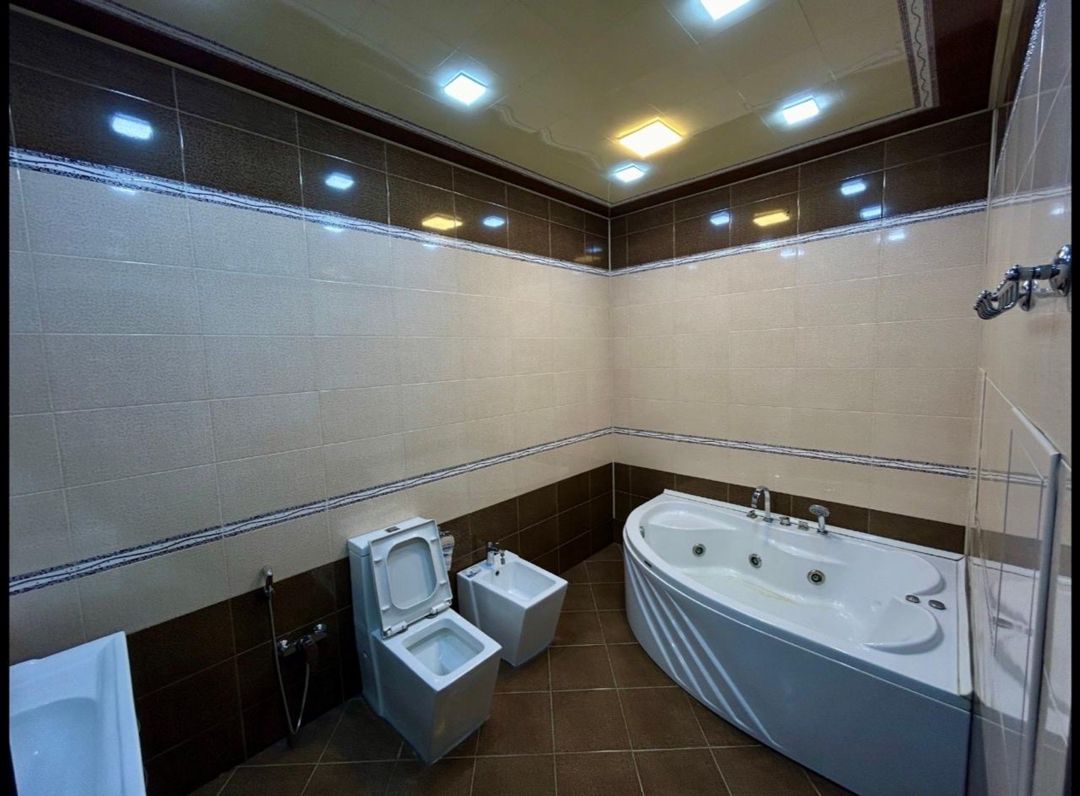 İcarəyə verilir 3 otaqlı yeni tikili 120 m² — Mənzil, Bakı (10)