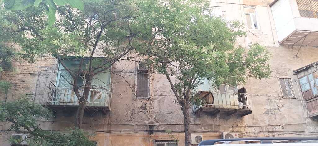 Satılır 3 otaqlı köhnə tikili 140 m² — Mənzil, Bakı (2)