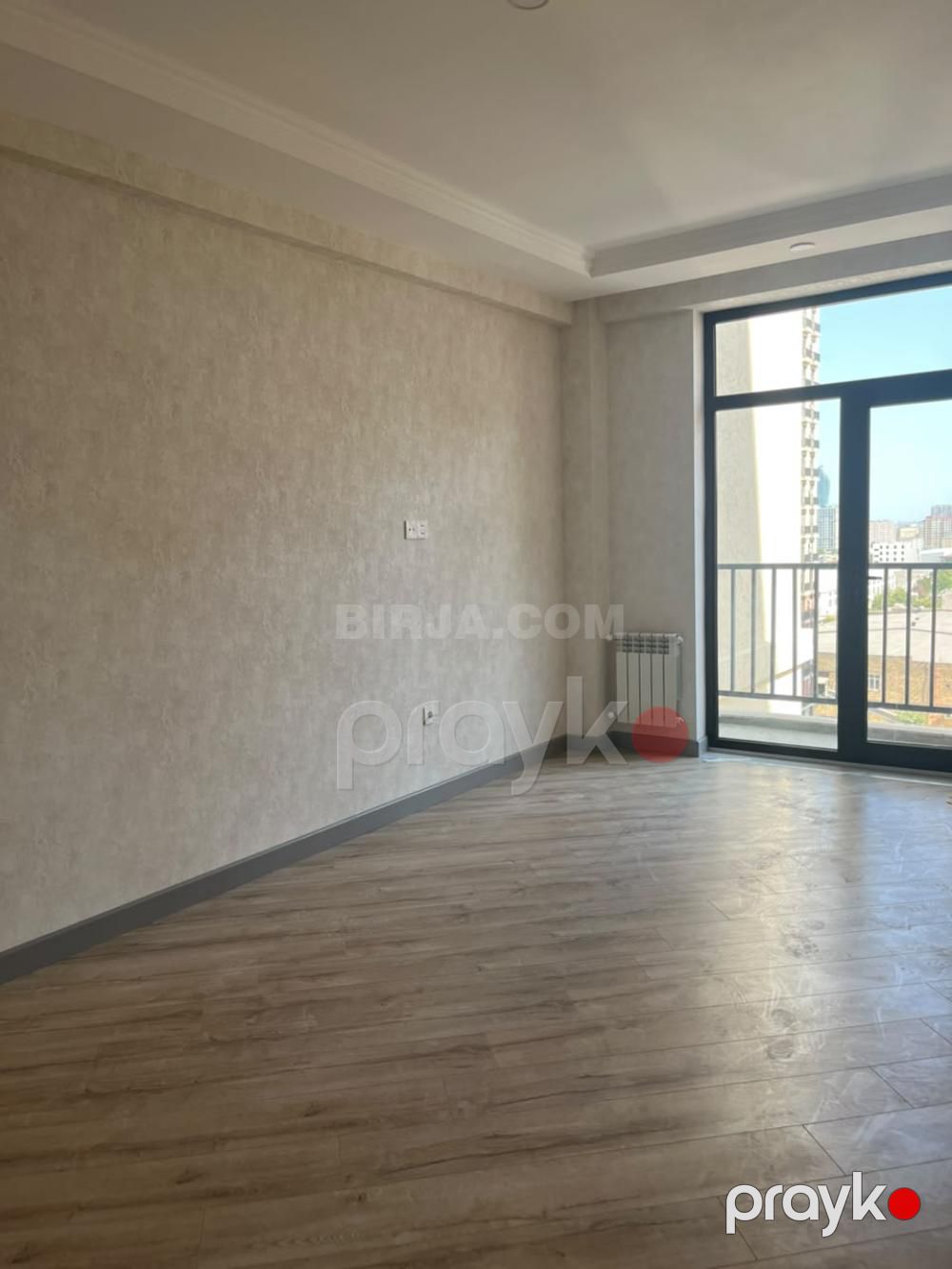 Satılır 2 otaqlı, 7 mkr — Ofis (8)