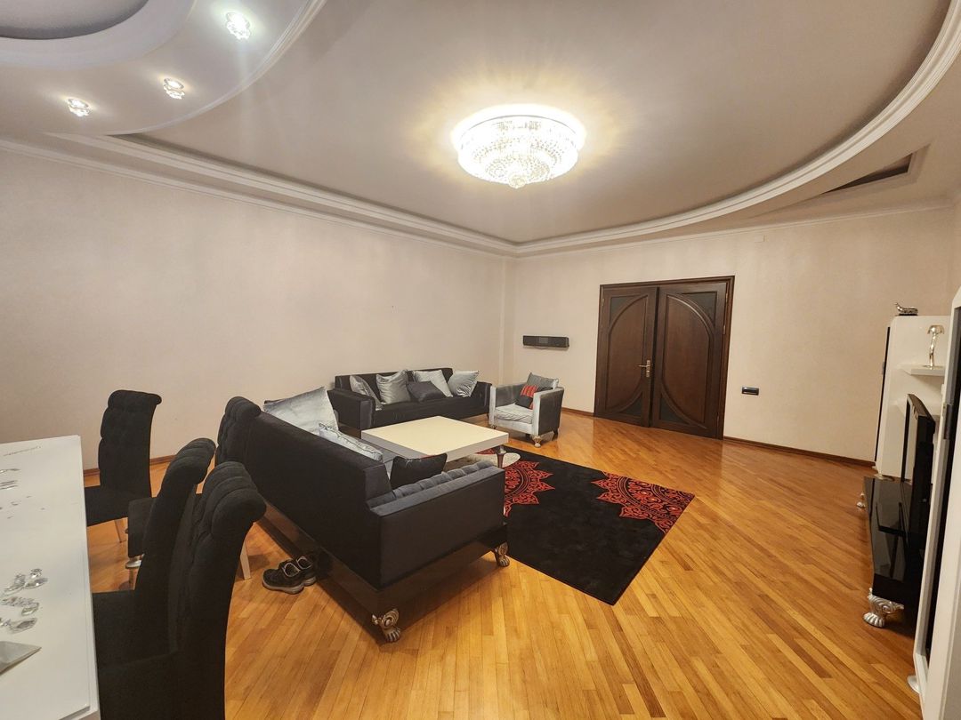 Satılır 4 otaqlı yeni tikili 212 m² — Mənzil, Bakı (3)