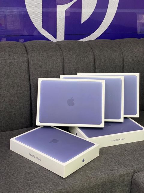 Apple Macbook Neo 13-İnch 8/256 GB — Bakı