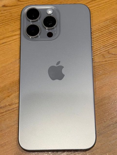 IPhone 16 Pro Max, 256 GB, Zəmanət, Face ID, Sənədlərlə — Bakı