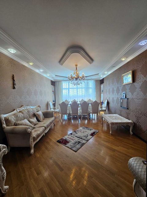 3-otaqlı yeni tikili, Sumqayıt ş., 138 m² — Sumqayıt