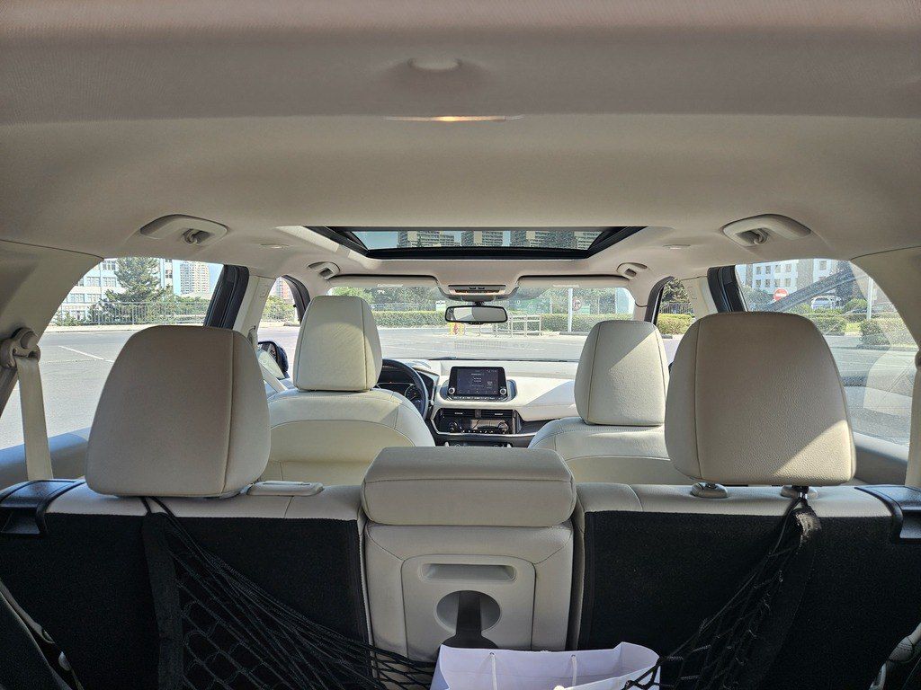 Nissan X-Trail, 2.5 L, 2023 il, 18 000 km — Avtomobillər, Bakı (12)