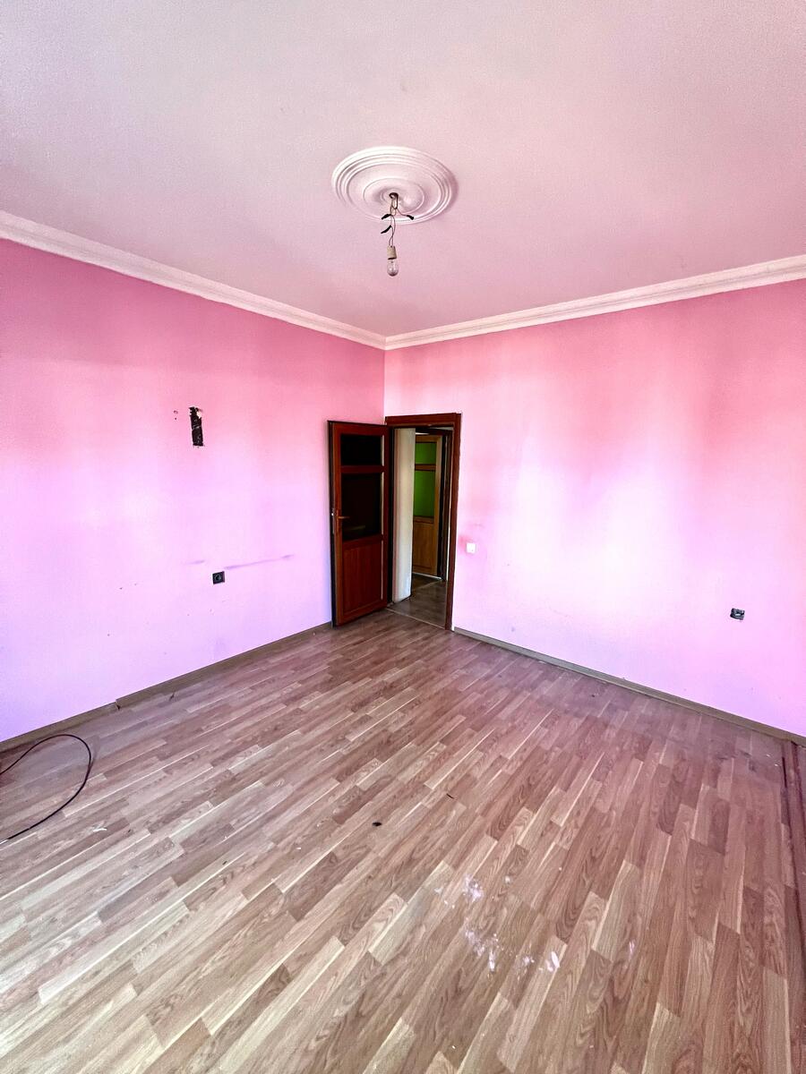 Satılır 2 otaqlı köhnə tikili 65 m² — Mənzil, Bakı (6)