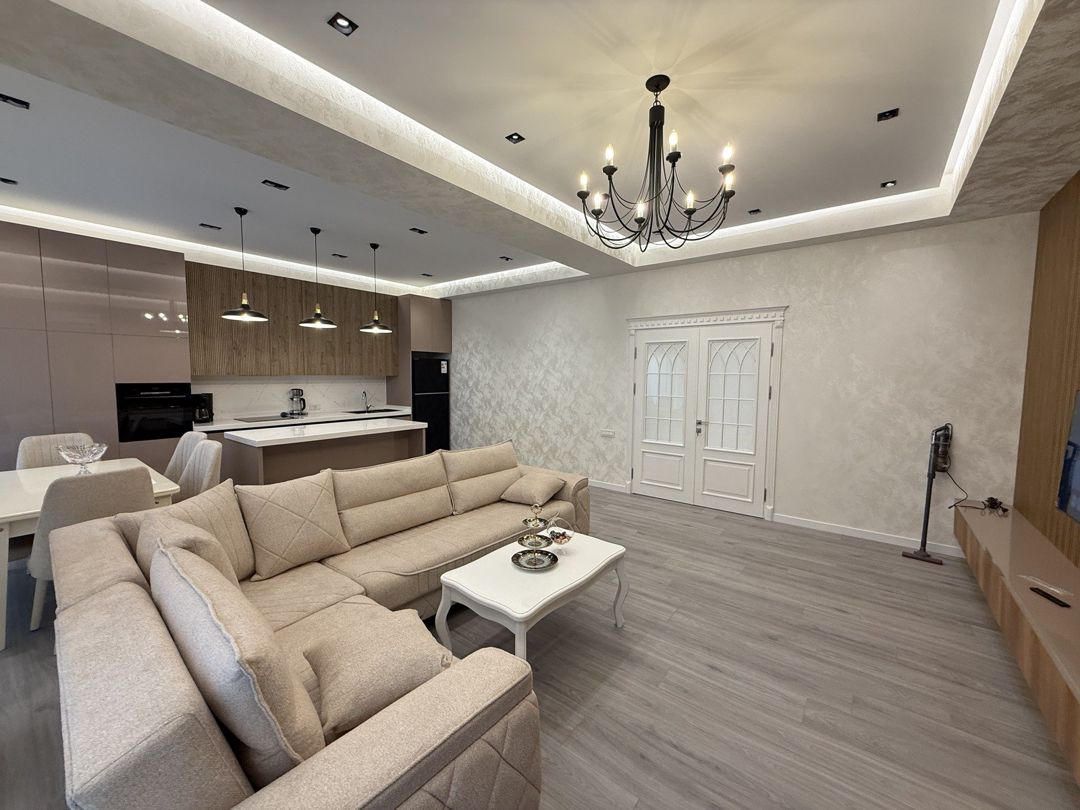 İcarəyə verilir 4 otaqlı yeni tikili 170 m² — Mənzil, Bakı (7)
