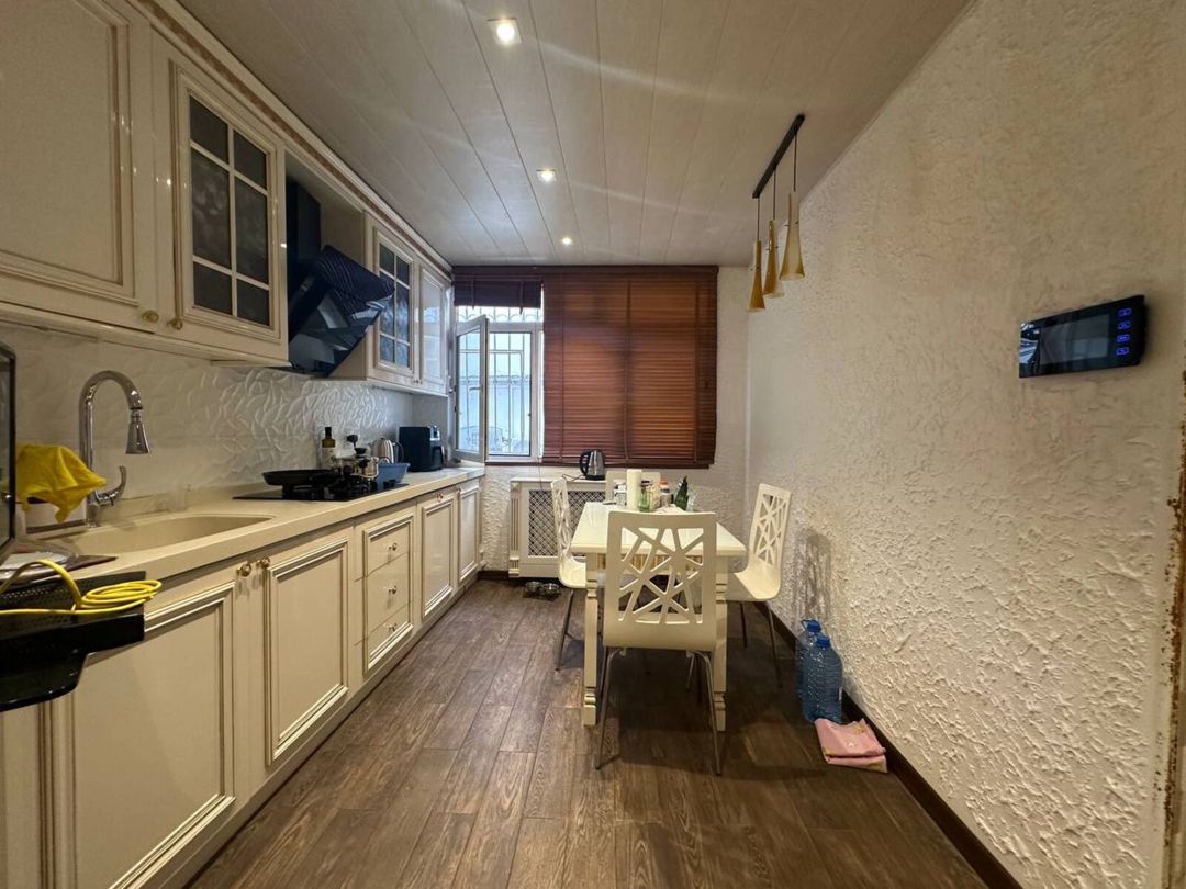 Satılır 3 otaqlı köhnə tikili 120 m² — Mənzil, Bakı (12)