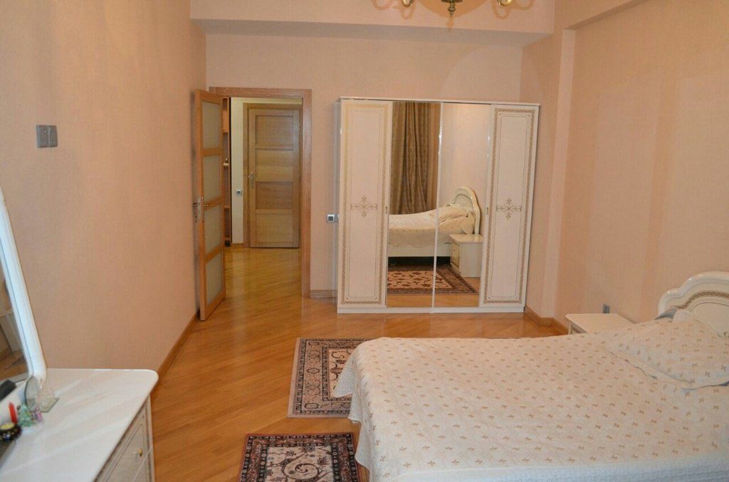 Satılır 3 otaqlı köhnə tikili 75 m² — Mənzil, Bakı (3)