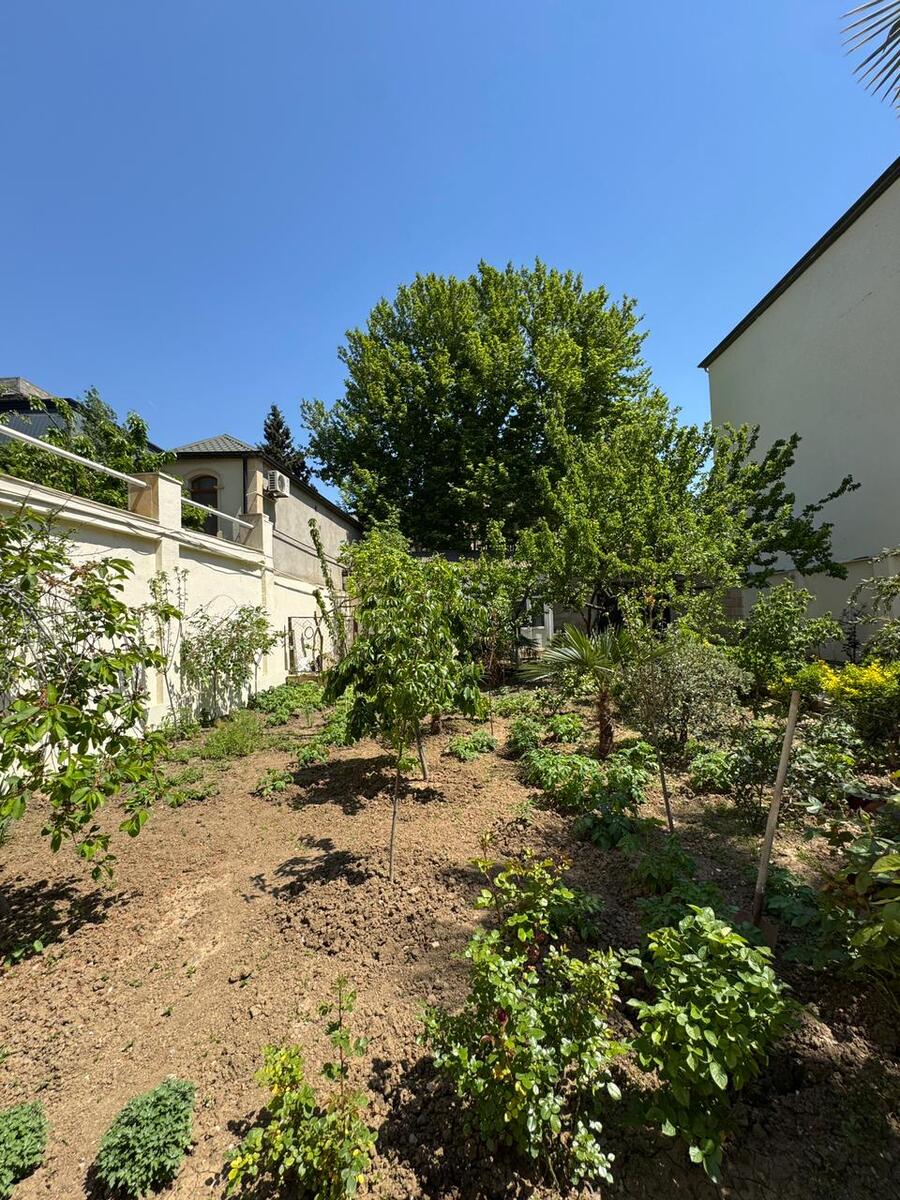 Satılır 9 otaqlı həyət evi/bağ evi 600 m² — Ev, villa, Bakı (7)