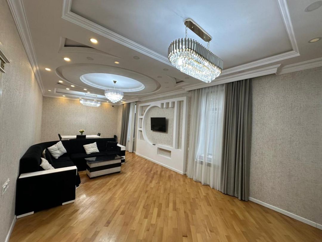 Satılır 6 otaqlı həyət evi/bağ evi 435 m² — Ev, villa, Bakı (4)