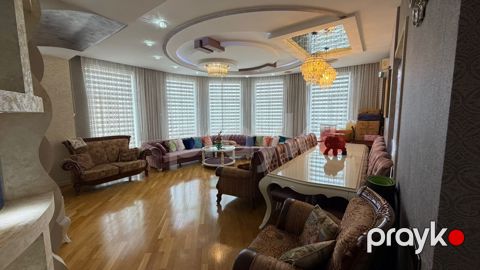 Satılır 4 otaqlı yeni tikili 185 m²