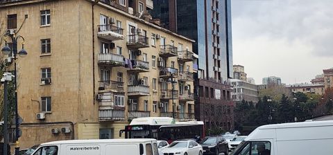 Satılır 3 otaqlı köhnə tikili 70 m² — Bakı