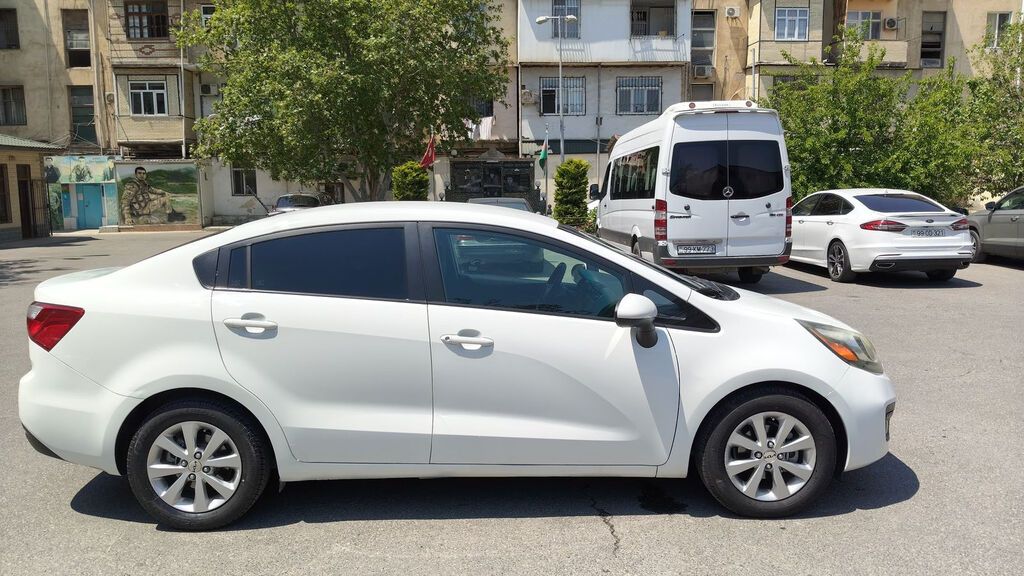 Kia Rio: 1.6 l 2015 il Sedan — Avtomobillər, Bakı (4)