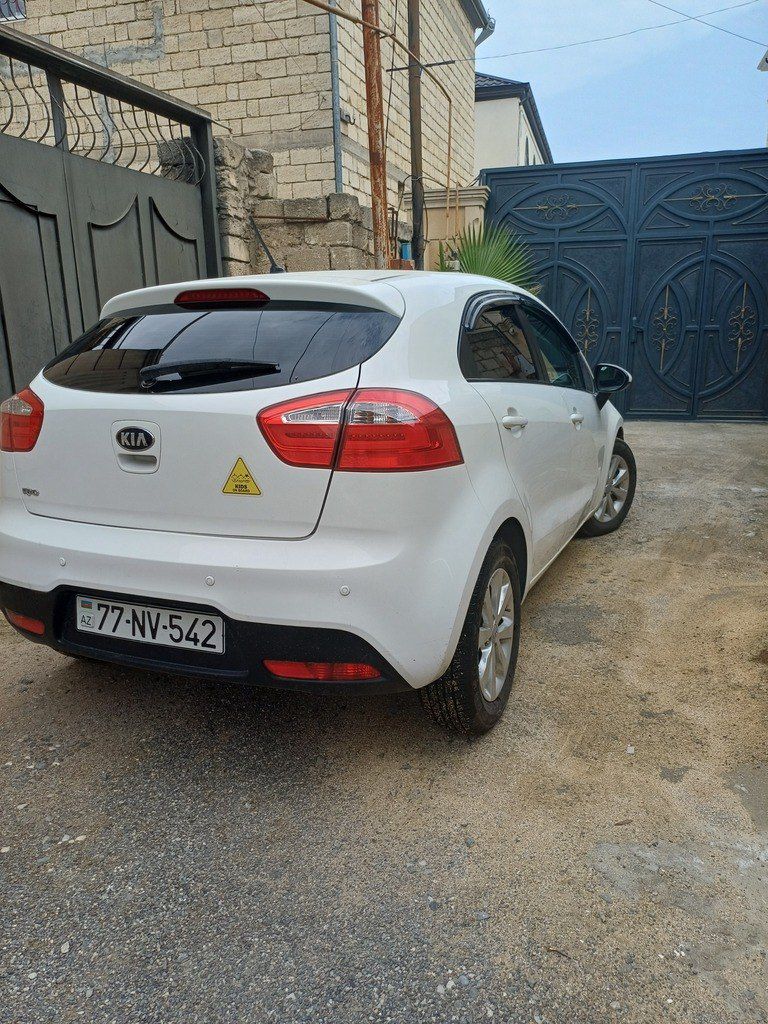 Kia Rio, 1.4 L, 2013 il, 122 063 km — Avtomobillər, Bakı (12)