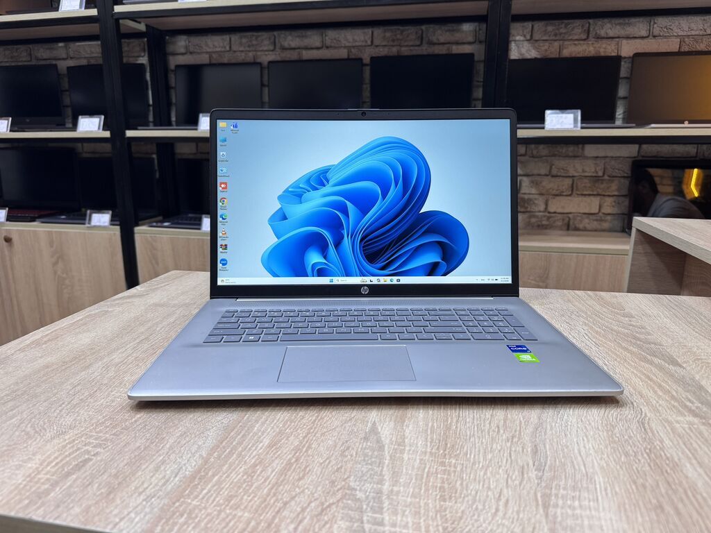 İşlənmiş HP Pavilion, 17.3 Intel Core i7, 512 GB, Ünvandan götürmə, Ödənişli çatdırılma, Rayonlara çatdırılma — HP, Bakı (2)