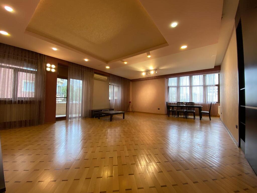 Satılır 4 otaqlı yeni tikili 220 m² — Mənzil, Bakı (5)