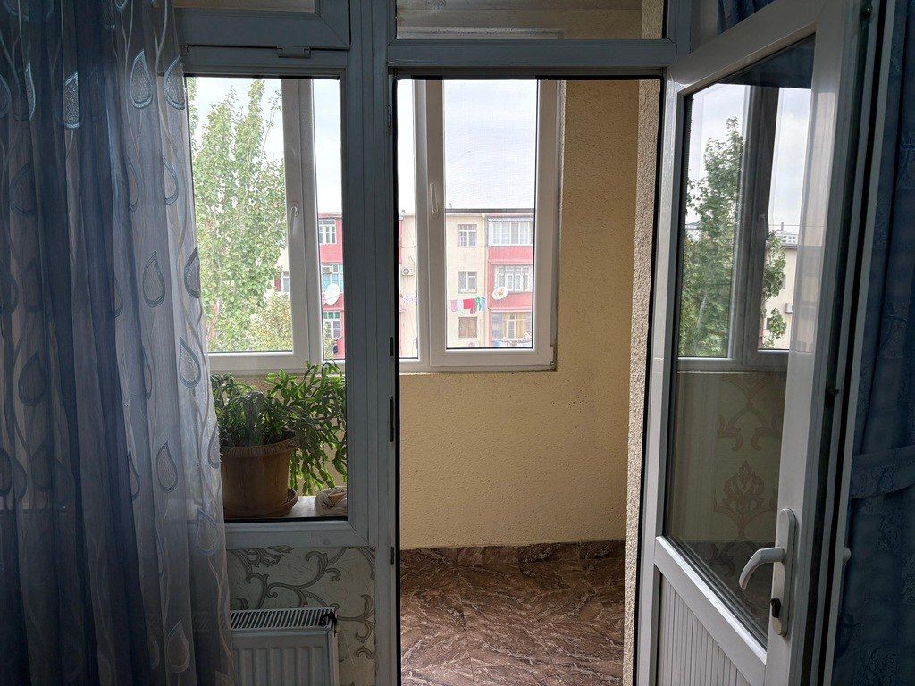 Satılır 3 otaqlı köhnə tikili 80 m² — Mənzil, Bakı (5)