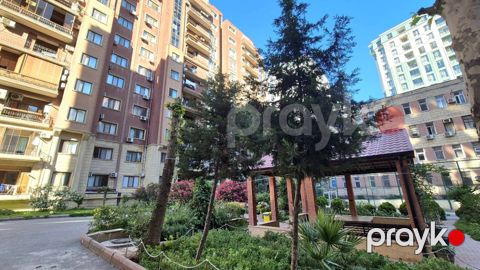 Satılır 4 otaqlı yeni tikili 171 m²