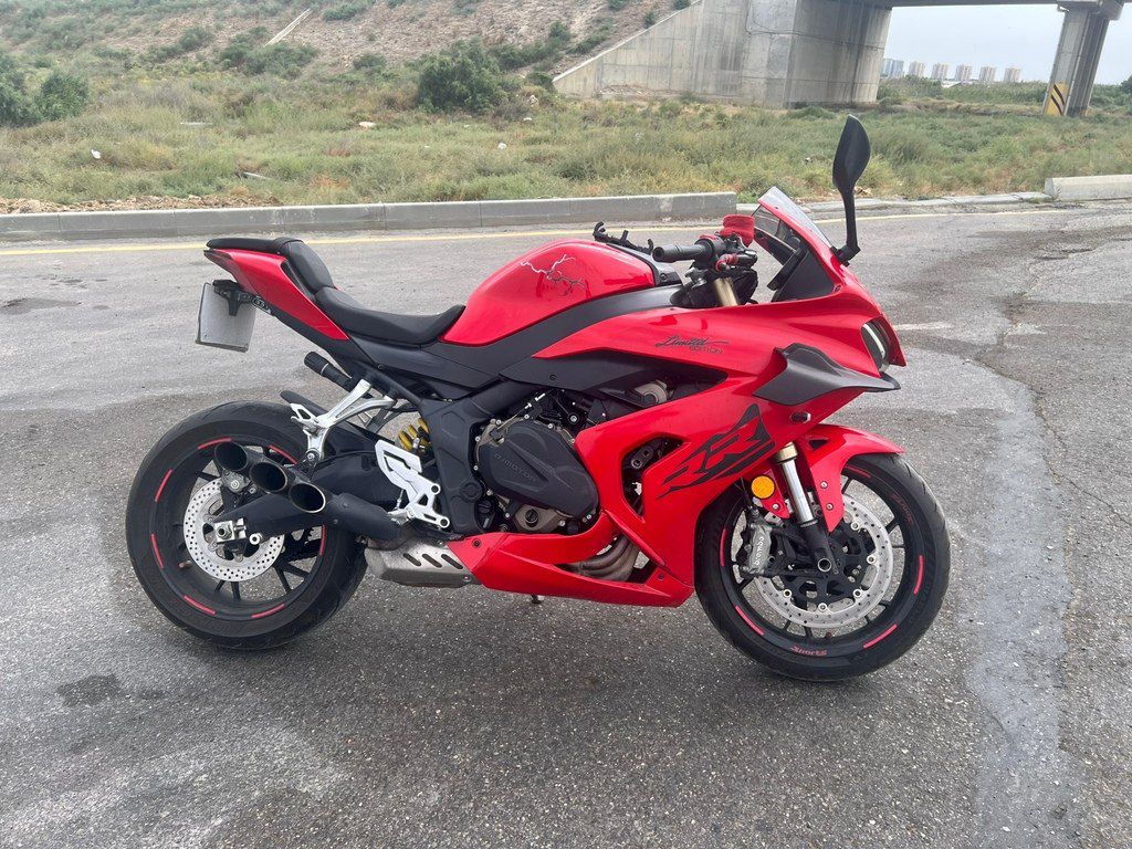 QJMotor SRK 800 RR, 800 sm3, 2025 il, 9 700 km — Motosikletlər, Bakı (5)