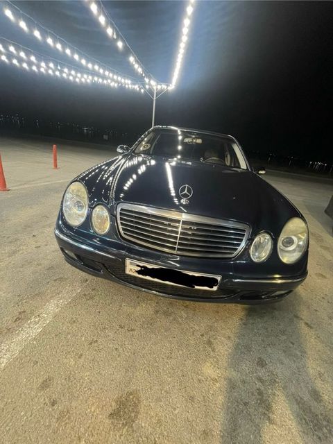Mercedes E 240, 2.6 L, 2003 il, 267 370 km — Bakı
