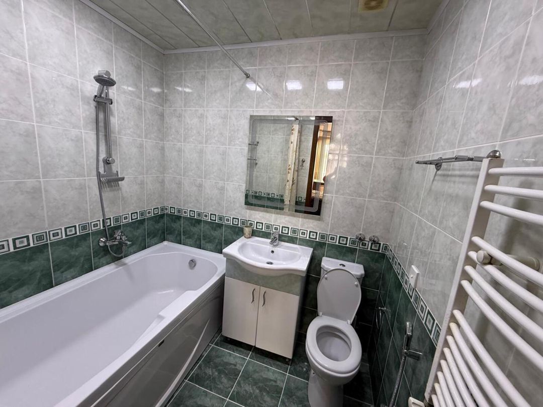 İcarəyə verilir 4 otaqlı yeni tikili 200 m² — Mənzil, Bakı (5)