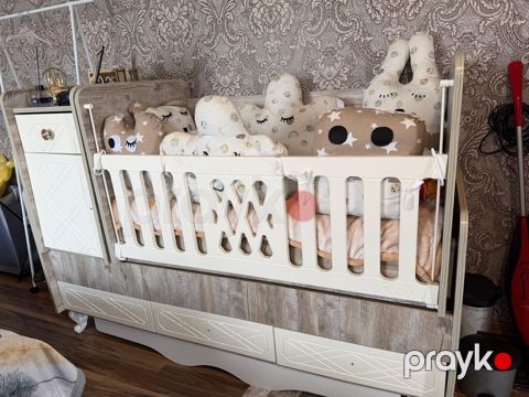 Oğlan və qız üçün, Yeni, Dördbucaq, Beşik, Dəst ilə, Matras ilə, Yellənmə mexanizmi ilə