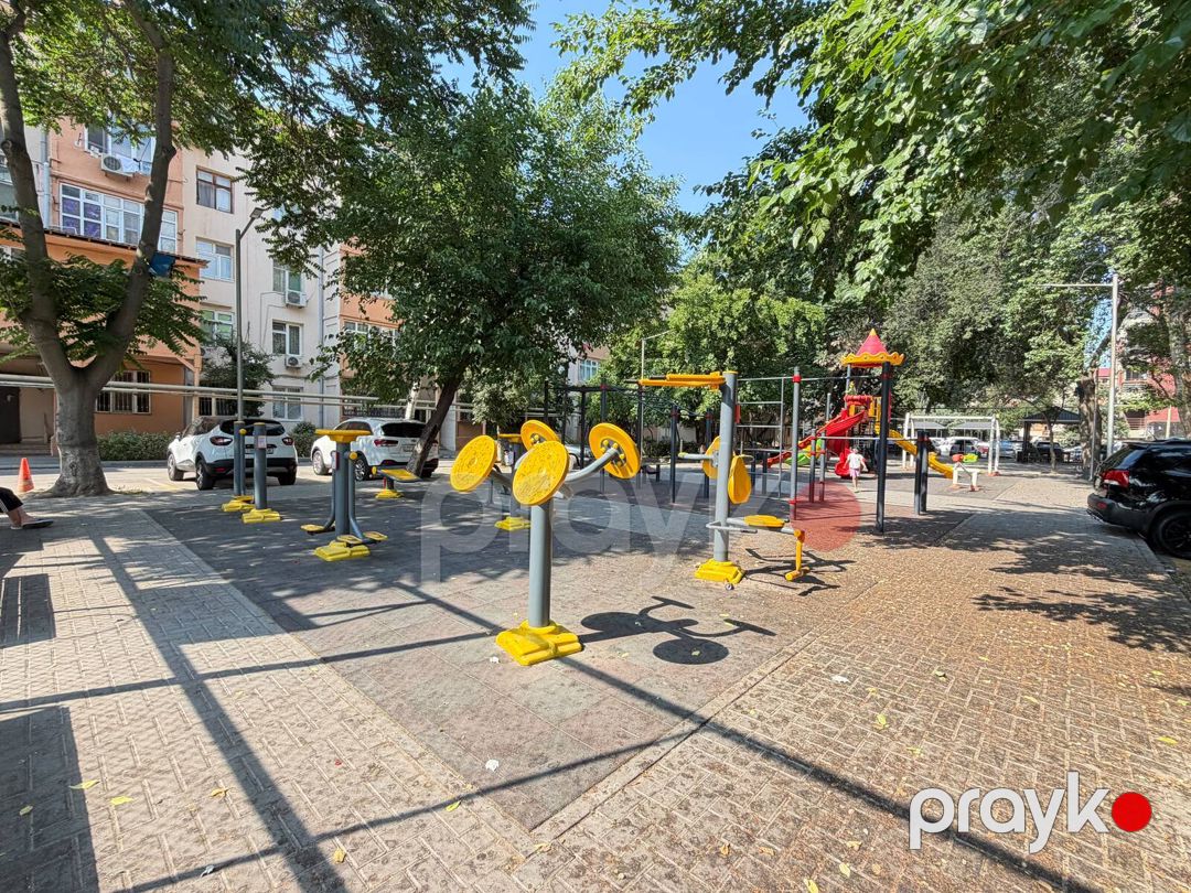 Satılır 3 otaqlı köhnə tikili 85 m² — Mənzil, Bakı (2)