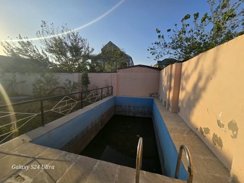 Satılır 3 otaqlı həyət evi/bağ evi 50 m² — Bakı