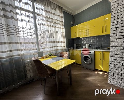 2-otaqlı mənzil kirayə verilir, Sahil m., 60 m²
