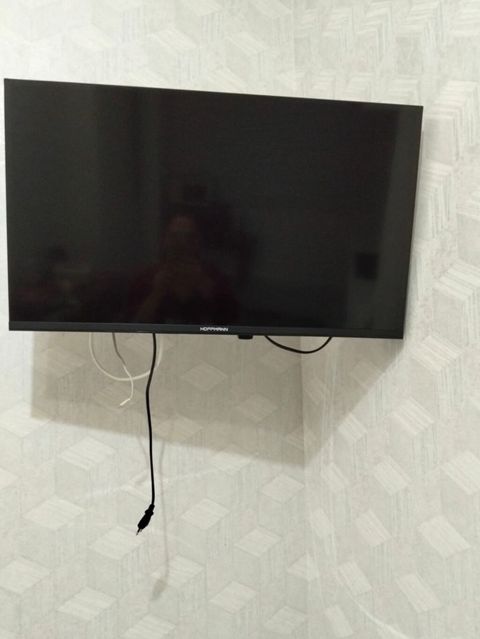 Hoffmann divar asılan televizor - Ekran: təxmini 32–40 düym — Bakı
