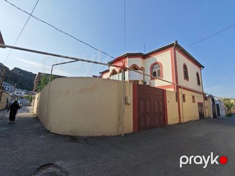 İcarəyə verilir 5 otaqlı həyət evi/bağ evi 300 m²