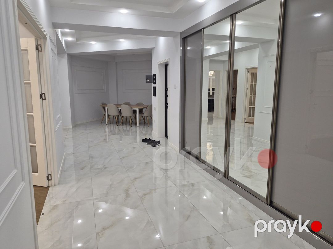 İcarəyə verilir 4 otaqlı yeni tikili 220 m² — Mənzil, Bakı (6)