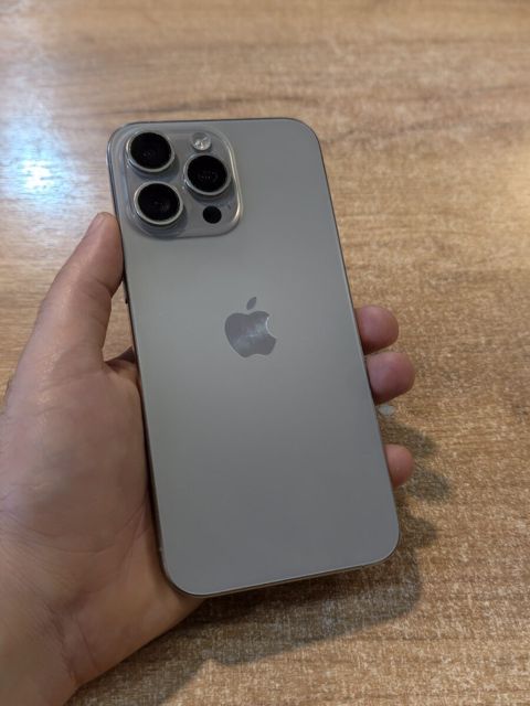 Apple iPhone 15 Pro Max Natural Titanium 1TB/8GB — Bakı