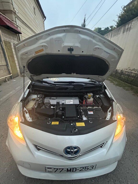 Toyota Prius V, 1.8 L, 1.3 kWh, 2014 il, 180 435 km — Avtomobillər, Bakı (8)