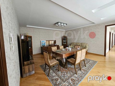 Satılır 6 otaqlı həyət evi/bağ evi 310 m²