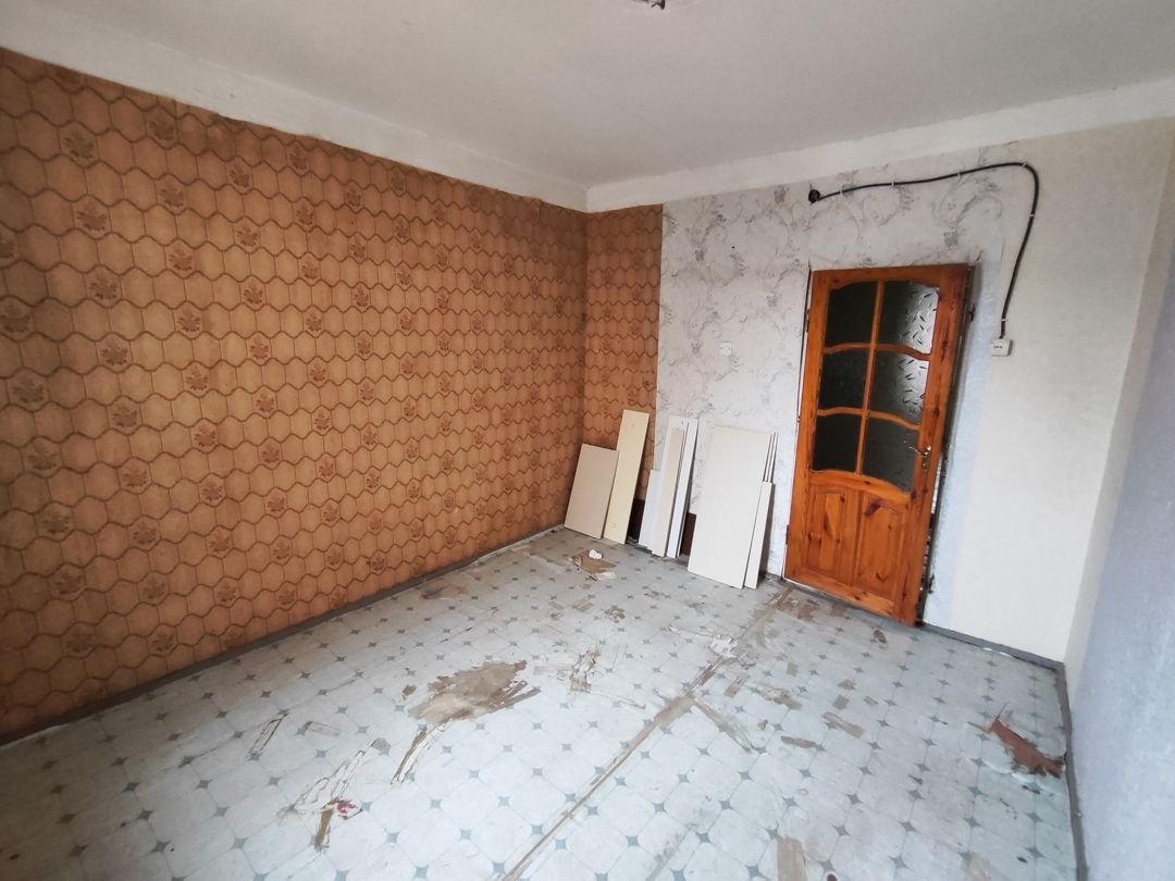 Satılır 4 otaqlı köhnə tikili 81 m² — Mənzil, Bakı (10)