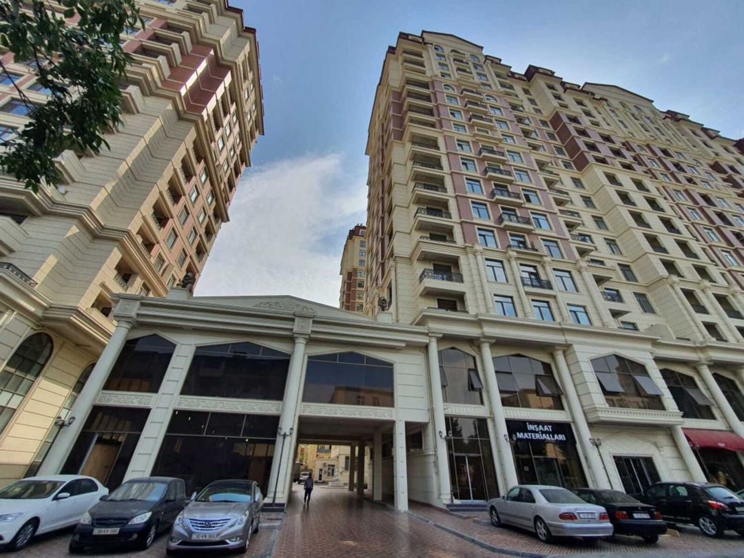 Satılır 4 otaqlı yeni tikili 205 m² — Mənzil, Bakı (11)