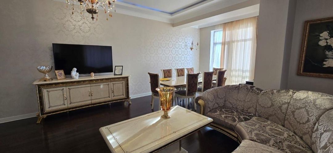 İcarəyə verilir 3 otaqlı yeni tikili 137 m² — Mənzil, Bakı (4)
