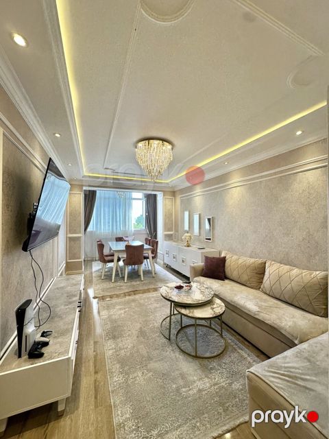 Satılır 2 otaqlı köhnə tikili 68 m²