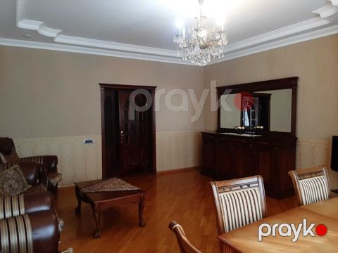 İcarəyə verilir 3 otaqlı yeni tikili 118 m²