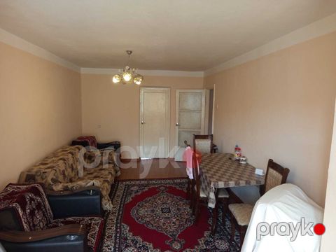 İcarəyə verilir 2 otaqlı köhnə tikili 50 m²