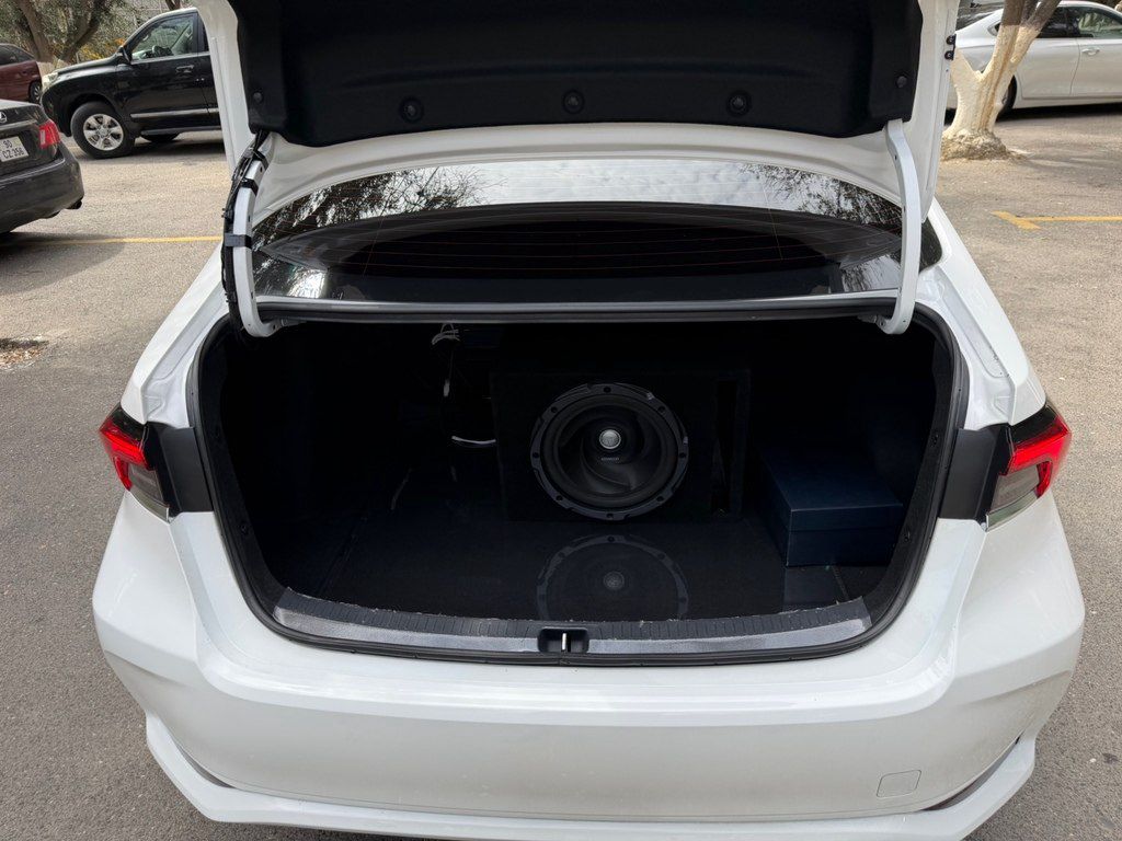 Toyota Corolla, 1.8 L, 0.85 kWh, 2025 il, 10 001 km — Avtomobillər, Bakı (12)